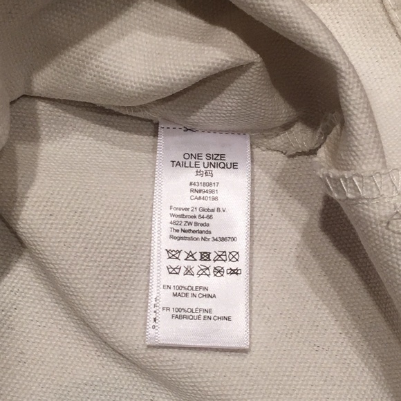 NWOT Forever 21 Laugh Kiss Love Dance Graphic Basic Canvas Bag - Picture 2 of 3